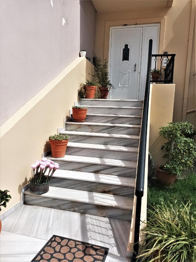 Family Yard House Kos Apartamento Exterior foto