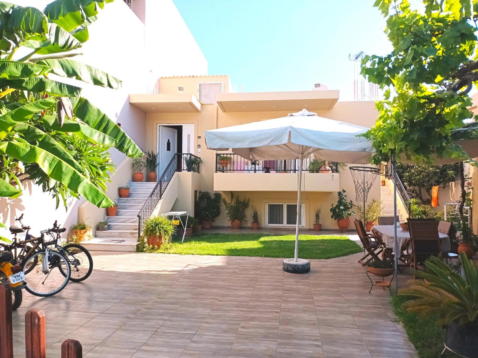 Family Yard House Kos Apartamento Exterior foto